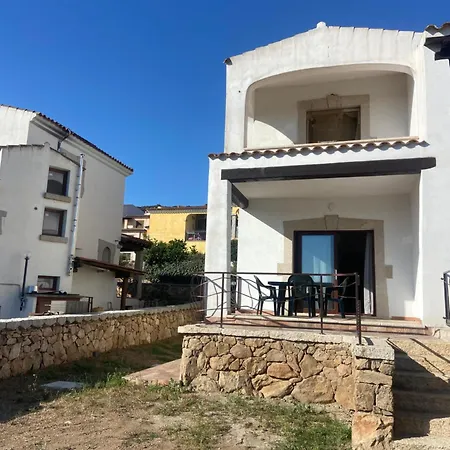 Le Di E Dintorni Apartment Budoni